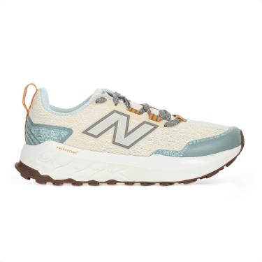 Imagem de Tênis New Balance Fresh Foam Garoé V2 Bege e Verde Musgo - Feminino-Feminino