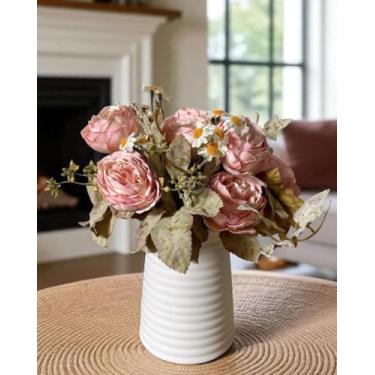 Imagem de Arranjo de Flores Artificiais Peônias Cor de Rosa em Vaso Branco, Decoração de Mesa