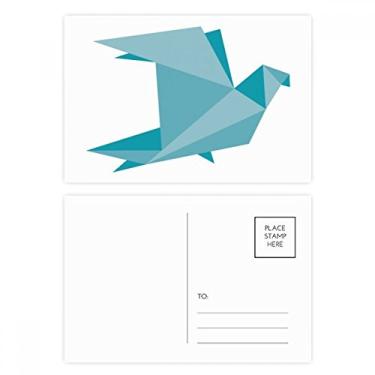 Imagem de Cartão postal de aniversário com estampa de pombo abstrata de origami verde