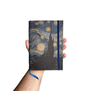 Imagem de Sketchbook Caderno A Noite Estrelada de Van Gogh com Elástico e Marca Página Aquarela (M (10x14cm), Reciclado 80 Páginas)
