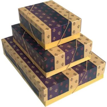 Imagem de Caixa para Presente com Tampa Média 19X26X7,5CM Estampada com Elástico