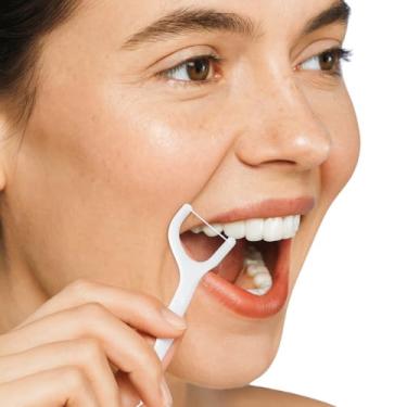 Imagem de Kit 60 Fio Dental com Haste 2 em 1 Premium Suporte e Palito de Dente Portátil Limpeza Bucal Profunda, Higiene Prática - Ideal para Viagens e Uso Diário Adultos e Crianças