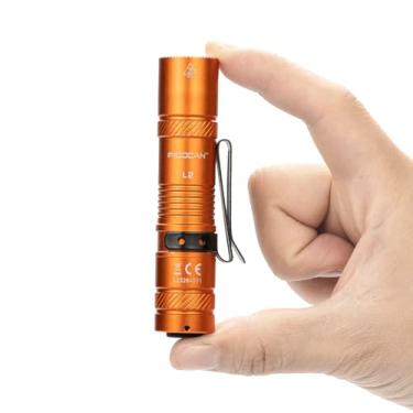 Imagem de Lanterna recarregável PIOOCAN EDC de 1200 lúmens, AA, de bolso, alta luminosidade, com clipe, pequena, superbrilhante, 4 modos de luz, para acampamento, uso em casa e emergências (laranja)