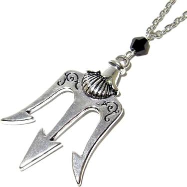 Imagem de PRINCESS CUTENESS STORE Colar Percy Jackson Camp Half Blood Poseidon Semideus Tridente Olímpico Prateado, Medium, Latão, Sem Pedra Preciosa