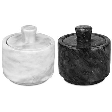 Imagem de Adega de mármore com tampa, tigela de sal e pimenta de pedra branca e preta, suporte para jarras de porco