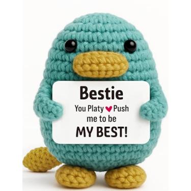 Imagem de Bestie Gifts for Women Unique – Mini Crochet Platypus Plush with Inspiring Friendship Card, Encouragement Gift for Sisters Friends, Motivational Support Present for Birthday Graduation Christmas