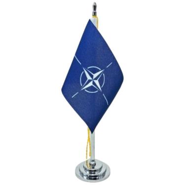 Imagem de Mini Bandeira de Mesa Otan 8CM X 5,5CM com Mastro 15CM em Poliéster com Pedestal PVC Azul SP Bandeiras