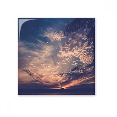 Imagem de Pedra adorna de tijolos esmaltados com azulejo de cerâmica azul escuro laranja