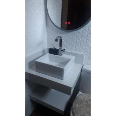 Imagem de Mesa em granito preto são Gabriel redonda - Silestone