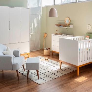 Imagem de Kit Quarto Theo com Pés Square Mel - Berço Mini Cama + Cômoda 3 Gavetas + Guarda-Roupa 3 Portas +  Poltrona de Amamentação com Puff Capri - Branco