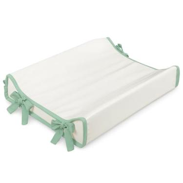 Imagem de Trocador Americano Comoda Fraldas Impermeável Anatomico Com Abas Bebê Enxovais Capa Plástica Off White com Verde (40cm x 65cm)