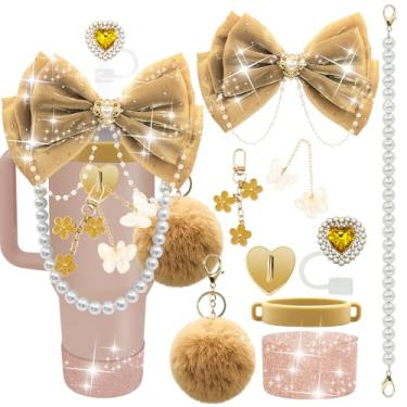 Imagem de LBU Acessórios de copo Bling Stanley para copo de 40/30/590 ml com alça, incluindo topo de palha com laço de glitter, capa de canudo de coração, alça de alça de garrafa de água pérola, bota, pompom