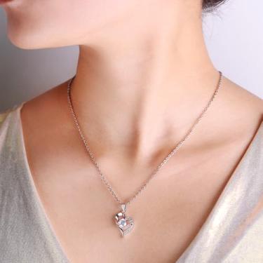 Imagem de Colar de coração de zircão brilhante, design romântico oco com pedra central redonda, joia elegante para mulheres BFF irmã aniversário formatura N313, adjustable, Aço inoxidável Zircônia cúbica, Sem