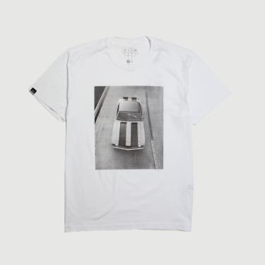 Imagem de Camiseta Masc. DTG Chevrolet Camaro On Road - Branco-Masculino