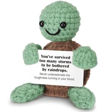 Imagem de Mini presente engraçado positivo de tartaruga de crochê para mulheres e homens, presentes para amigos, colegas de trabalho, namorado, namorada, irmã, animais de pelúcia fofos para aniversário, Natal
