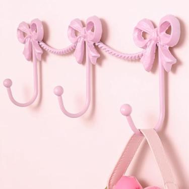 Imagem de KYIAANY Ganchos de laço rosa para meninas: lindo suporte de parede triplo para quarto de menina banheiro para pendurar bolsa de toalha roupão - laços de metal 3 ganchos para decoração de quarto de
