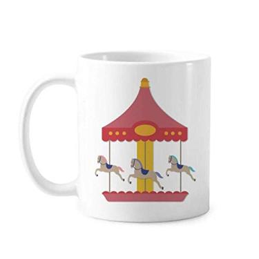 Imagem de Caneca colorida de cerâmica com estampa de parques de museu de carrossel e porcelana