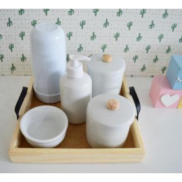 Imagem de Kit Higiene Bebê K034 Madeira Porcelana Bandeja Pinus Potes Mini Térmi