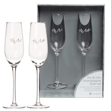 Imagem de Pearhead Mr. & Mrs. Conjunto de flauta de champanhe - com embalagem de caixa de presente, taças elegantes para brinde de casamento para recepção, chá de panela e ideia de registro, taças de vinho