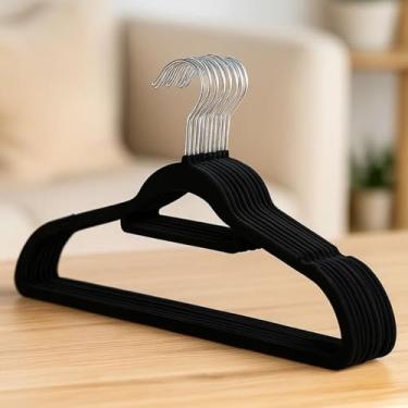 Imagem de Cabide de Veludo Slim Adulto Preto para Roupas, Kit com 10 Unidades, 42 cm x 22,5 cm, Ultrafino Antideslizante para Roupas Delicadas e Organização de Closet