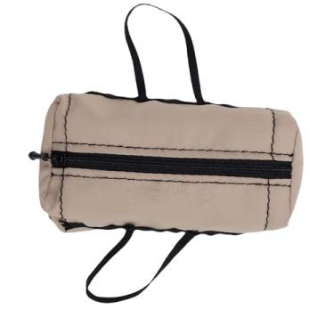 Imagem de POENVFPO Bolsa de Transporte de Bagagem RC para Rastreadores de Escala SCX10 D90 1/10, Mini Mochila de Viagem de Poliéster Com Adesivos DIY para Decoração e Exibição de Modelo de Carro (Cáqui)