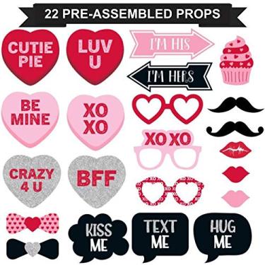 Imagem de Adereços totalmente montados para cabine de fotos de Dia dos Namorados – Conjunto de 30 – Placas de selfie em V para o Dia dos Namorados – Artigos e decorações de festa com glitter real – Já mencionamos não fazer você mesmo?