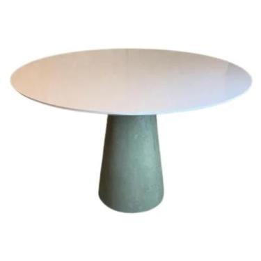 Imagem de Mesa de Jantar Cone Redonda 150 cm Base Cimento Queimado Tampo Laquead