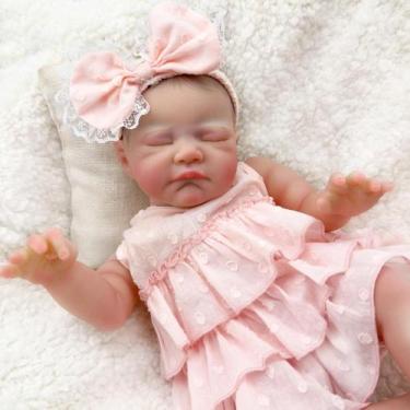 Imagem de Boneca Bebê Reborn Brastoy Corpo de Tecido 48cm Kit Conjunto de Roupa 