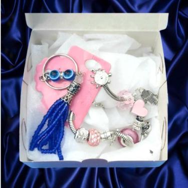 Imagem de Presente Kit 1 Pulseira c/ pingentes e 1 Chaveiro Olho Grego - Mulher 