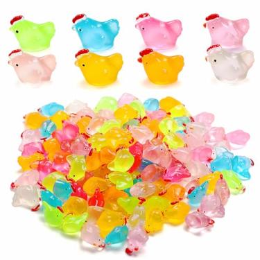 Imagem de XGBDL 80 peças de mini resina luminosa de galinha, estatuetas de animais em miniatura de resina, 8 cores, brilham em resina escura, galinhas, figuras de animais para projetos faça-você-mesmo, jardim,