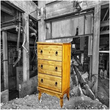 Imagem de Cômoda 3 Gavetas Com Pé Luis Xv De Madeira Maciça Móveis Rio Negrinho