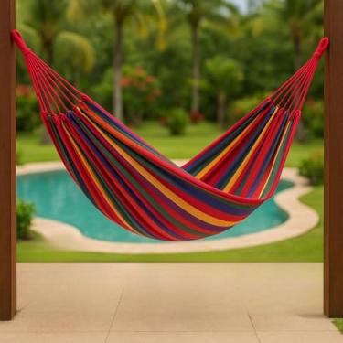 Imagem de Rede de Descanso, Com Um Design Vibrante, é Leve e PráTica, Adequada Para Casas, ChaléS Rurais, Viagens e Até Mesmo Acampamentos.