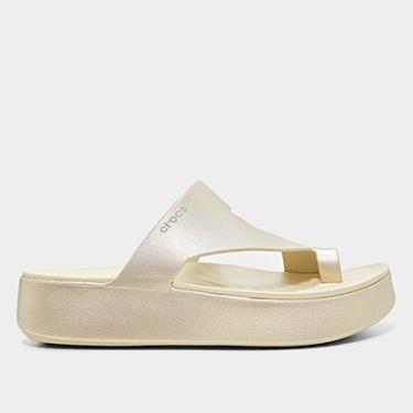 Imagem de Sandália Crocs Getaway Metallic Platform Toe Loop Feminina-Feminino