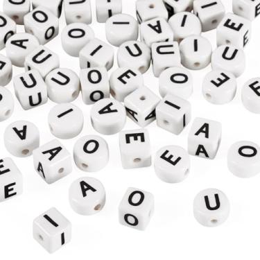 Imagem de KISSITTY 50 peças de contas de letras de vogal de porcelana cubo de 8,5 mm com contas de letras AEIOU alfabeto pulseira contas iniciais artesanato contas de cerâmica para fazer joias pulseiras de
