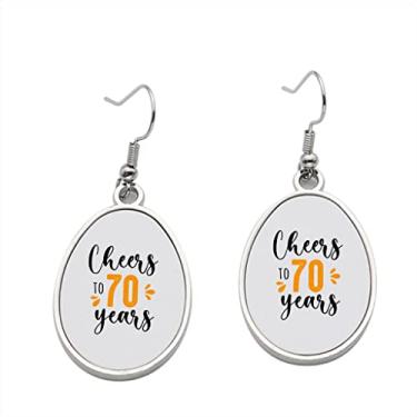 Imagem de Brinco Cheers to 70 Years – Brincos com pingente para meninas – Presente de festa de aniversário dos namorados