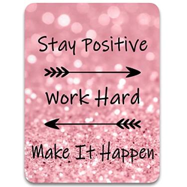 Imagem de Dapesuom Mouse pad pequeno, 15 x 20 cm de espessura, borracha premium, texturizada, antiderrapante, portátil e lavável, mini tapete de mouse para mulheres, sem fio, bandeja de teclado, jogos,