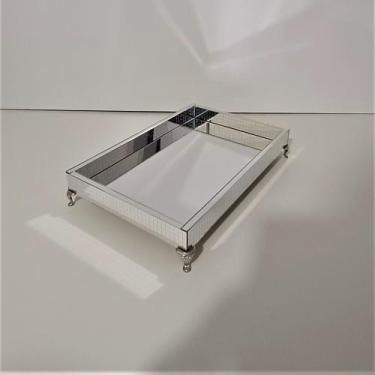 Imagem de Bandeja espelhada decorativa com pés - Fábrica de Utilidades, prata