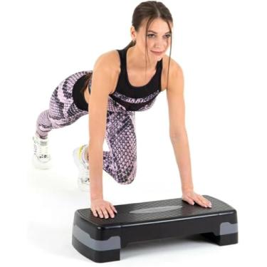 Imagem de Step Aeróbico de Academia Ajustável 67 x 28 x 10-15 cm com Regulagem de Altura – Antiderrapante, Material Resistente e Design Portátil