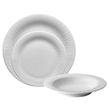 Imagem de Jogo de jantar em porcelanada marca japonesa Noritake. Composto por 18 peças, sendo 6 pratos rasos, 6 pratos fundos e 6 de sobremesa.