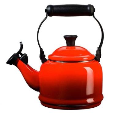 Imagem de Chaleira Em Aço Esmaltado 1,1 Litros Le Creuset Vermelha