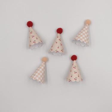Imagem de 10 Mini Chapeuzinhos Decorativos Festa Cerejas Cerejinhas (Pêssego + V