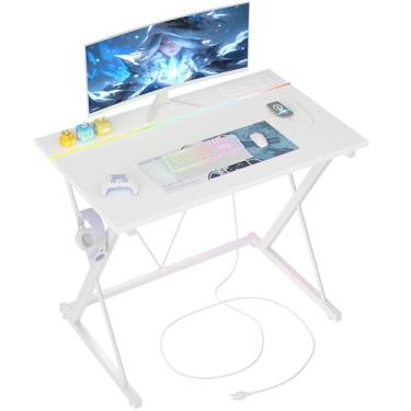 Imagem de TIQLAB Mesa de jogos com tomadas elétricas e LED, superfície ergonômica de fibra de carbono de 81 cm, estação de trabalho de PC com gancho de fone de ouvido para quarto, presente de mesa infantil para