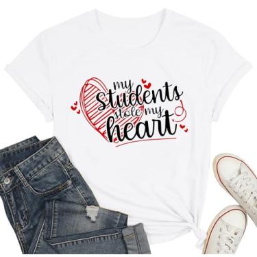 Imagem de WEITUN Camiseta feminina para professor do Dia dos Namorados First Grade Has My Heart Camiseta Teacher Life manga curta, Branco, G
