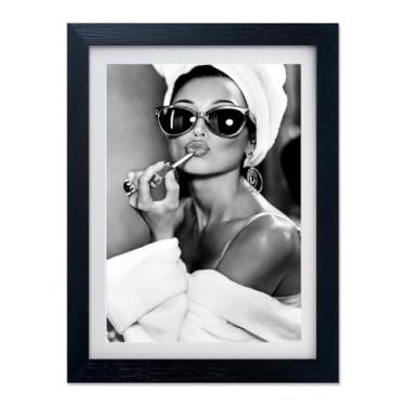 Imagem de Audrey Hepburn Lips arte de parede preto e branco banheiro casa impressão em tela moderna emoldurada vintage decoração de parede antiga moda Hollywood mulher quarto pintura apartamento feminino