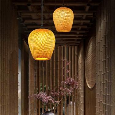 Imagem de Luminária pendente vintage feita à mão em bambu natural, com soquete E27 e altura ajustável. Ideal para restaurantes, quartos, salas de estar, salas de jantar, cafés e outros ambientes.
