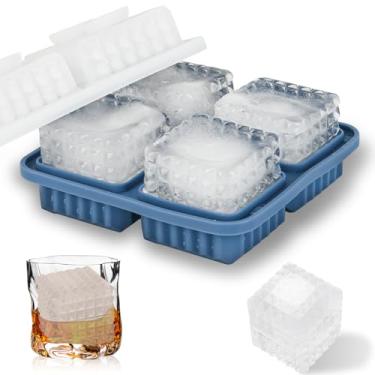 Imagem de AIBIRUI Molde quadrado grande para cubos de gelo para uísque de 5 cm (4 cavidades) | Bandeja de silicone texturizada de diamante com tampa | Gelo de derretimento lento para bourbon, coquetéis, fácil