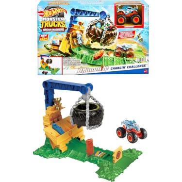 Imagem de Hot Wheels, Monster Trucks, Arena Reta Demolição na Selva, 1 Monster Truck Demo Derby em Escala 1:64 e 2 Carros Esmagados
