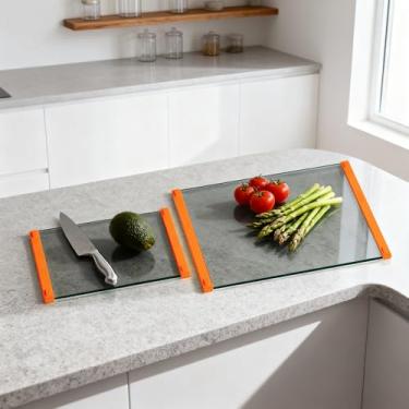 Imagem de 2 peças de tábua de corte de vidro com aderência de silicone, resistência a estilhaços 80% mais forte e resistência ao deslizamento, sem arranhões/livre de microplástico, pode ser lavada na