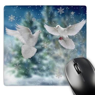 Imagem de 3dRose Mouse pad LLC 20 x 20 x 0,65 cm lindas pombas brancas com flocos de neve e pinheiros (mp_97836_1)