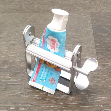 Imagem de Espremedor de tubo de pasta de dente de metal - Espremedor de pasta de dente rolante, tubo de tinta para pasta de dente, artista, salão de cabeleireiro, pintor (prateado)